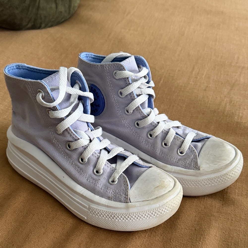 Kids Platform High-Top Canvas Sneakers in Light Purple